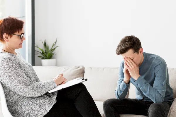 Öz-Şefkat: Kendinize Karşı Nazik Olmanın Gücü